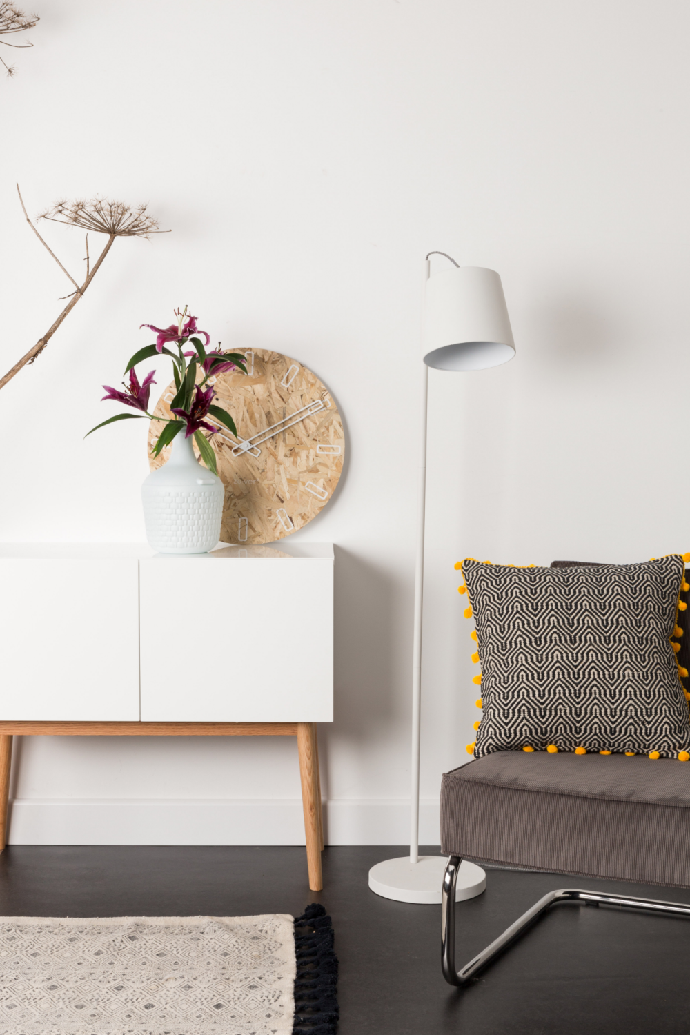 Tiltable Metal Floor Lamp | Zuiver Buckle Head | Oroa.com