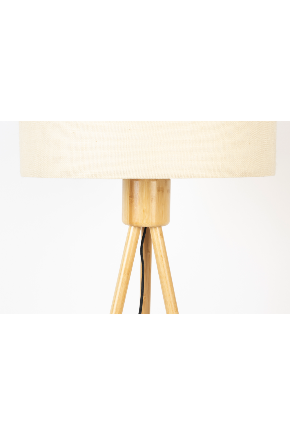 Minimalist Tripod Floor Lamp | Zuiver Fan | OROA.com