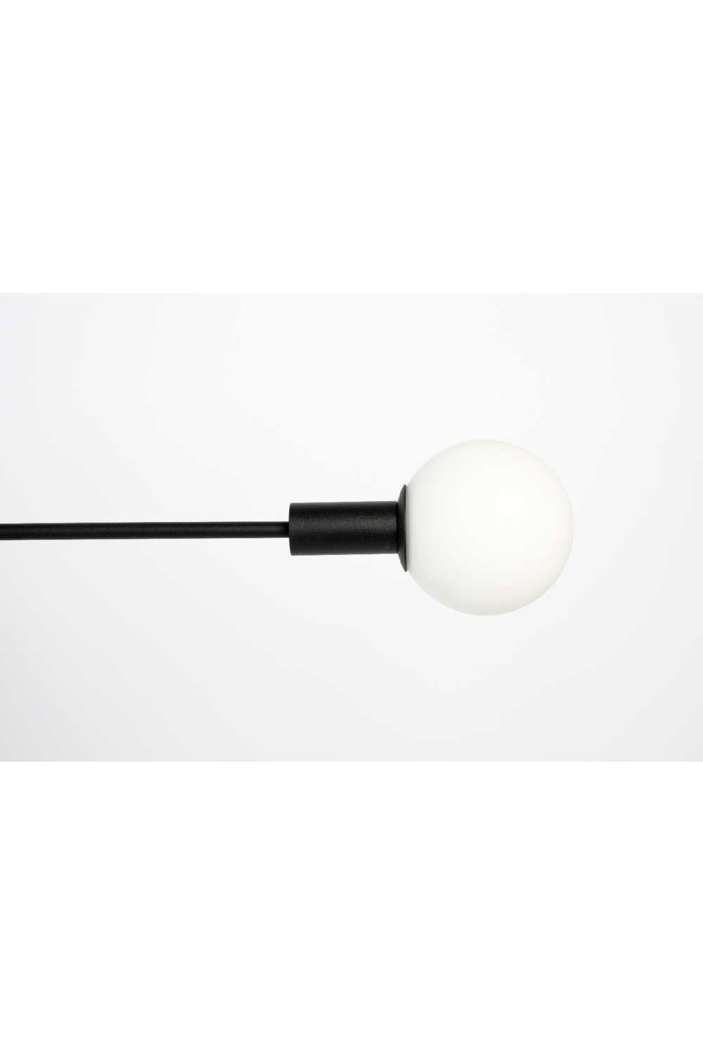 Gold Accent Floor Lamp | Zuiver Sirius | Oroatrade.com