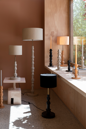 Modern Classic Floor Lamp | Zuiver Totem | Oroa.com