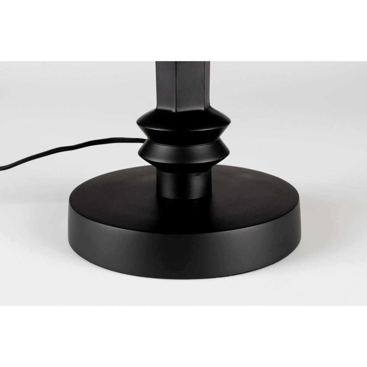   Modern European furniture - Modern Classic Table Lamp - www.oroa.com | Oroa.com