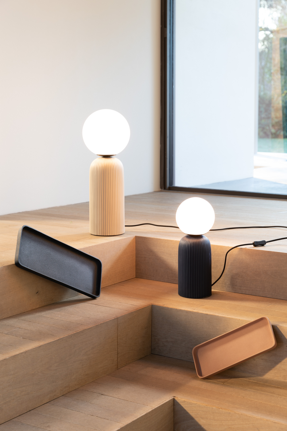 Blue Fluted Ceramic Table Lamp S | Zuiver Dash | OROA.com