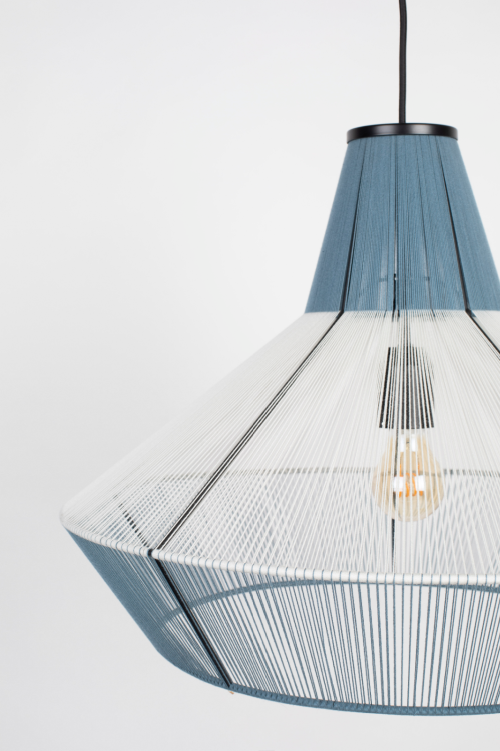 Cotton Thread Pendant Lamp | Zuiver Fairy | OROA.com