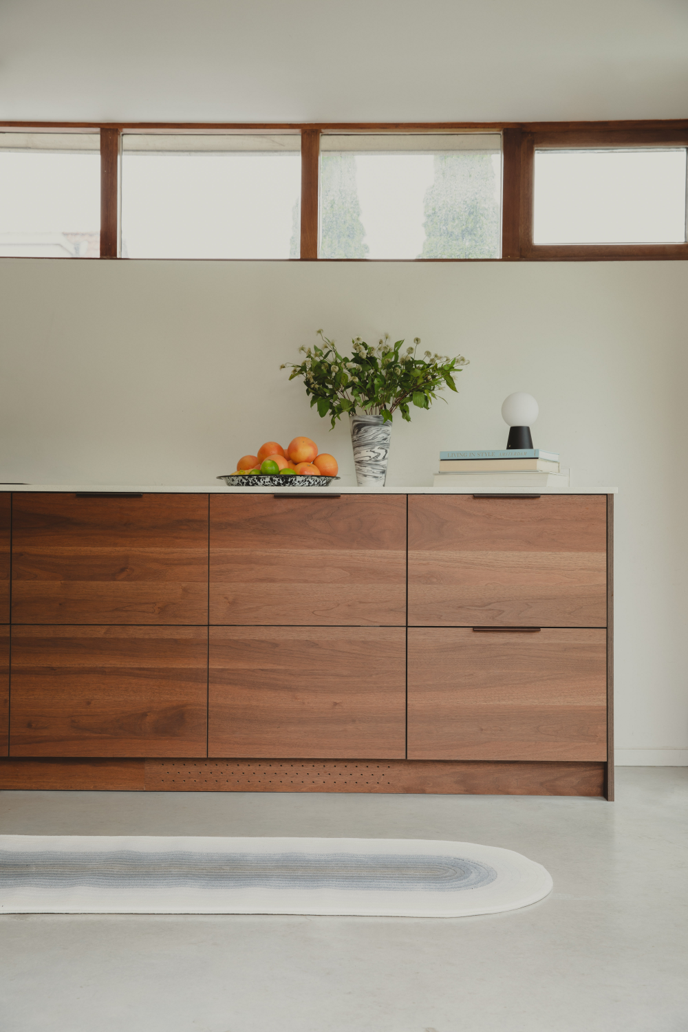 Oval Modern Carpet | Zuiver Olympic | OROA.com