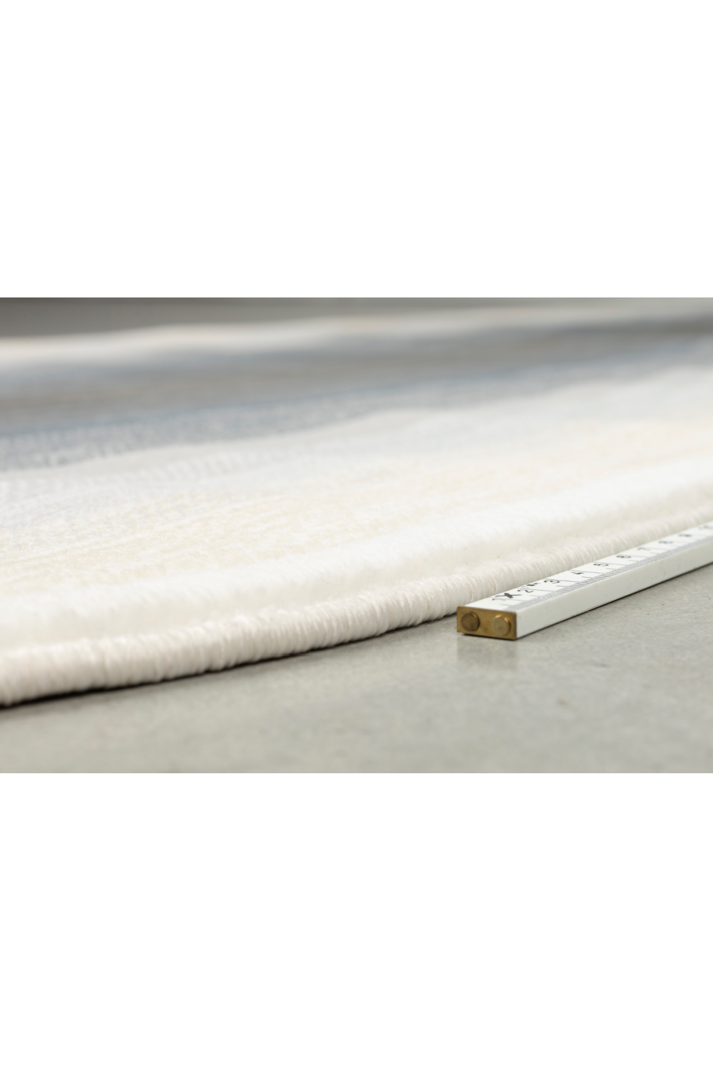 Oval Modern Carpet | Zuiver Olympic | OROA.com