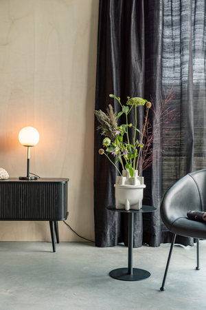 White Ceramic Modern Vase | Zuiver Bassin | OROA.com