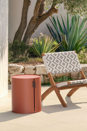 Brown Aluminum Outdoor Side Table | OROA Modern Bayu | Oroa.com