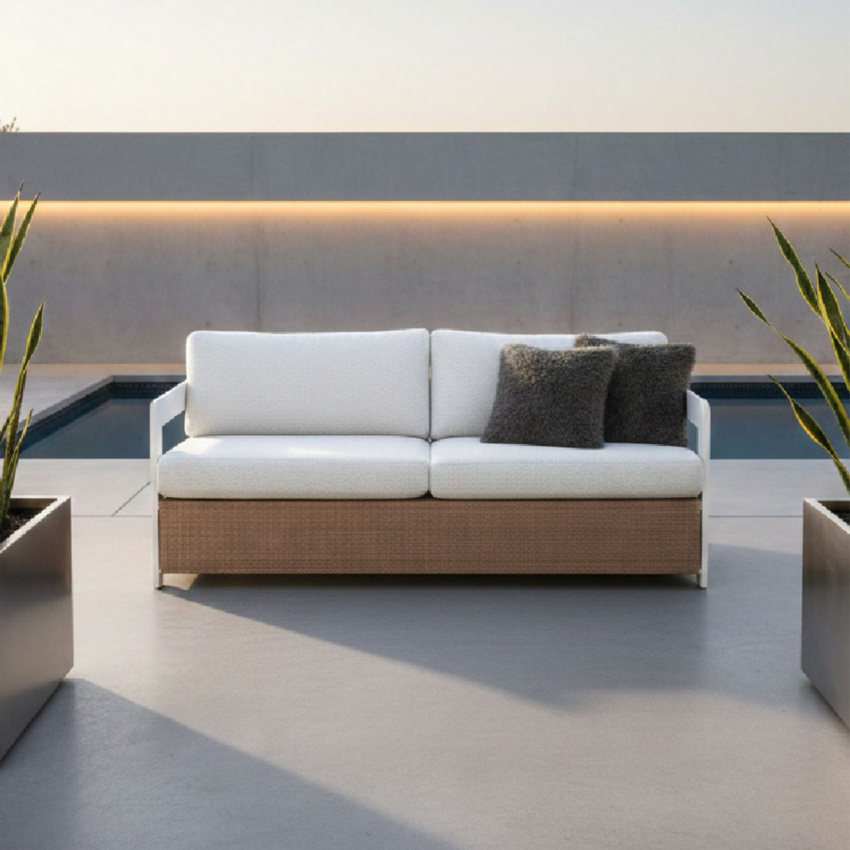   Brown Base Outdoor Sofa | Oroa.com