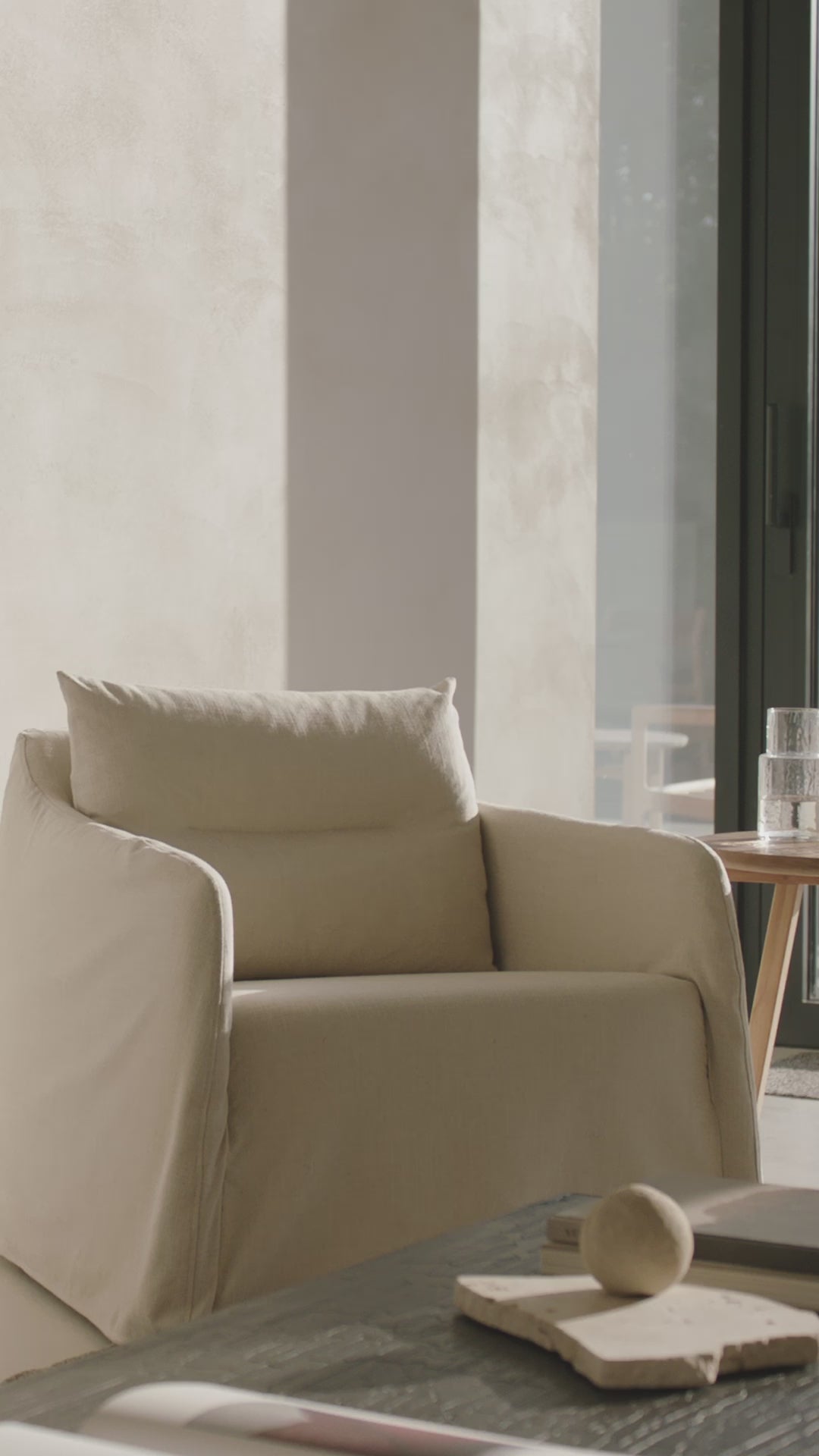 Linen Blend Sofa | Ethnicraft Weave