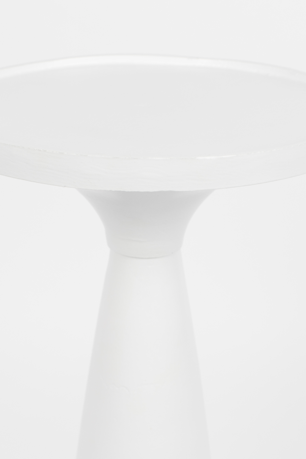   Cast Aluminum Side Table | Oroa.com