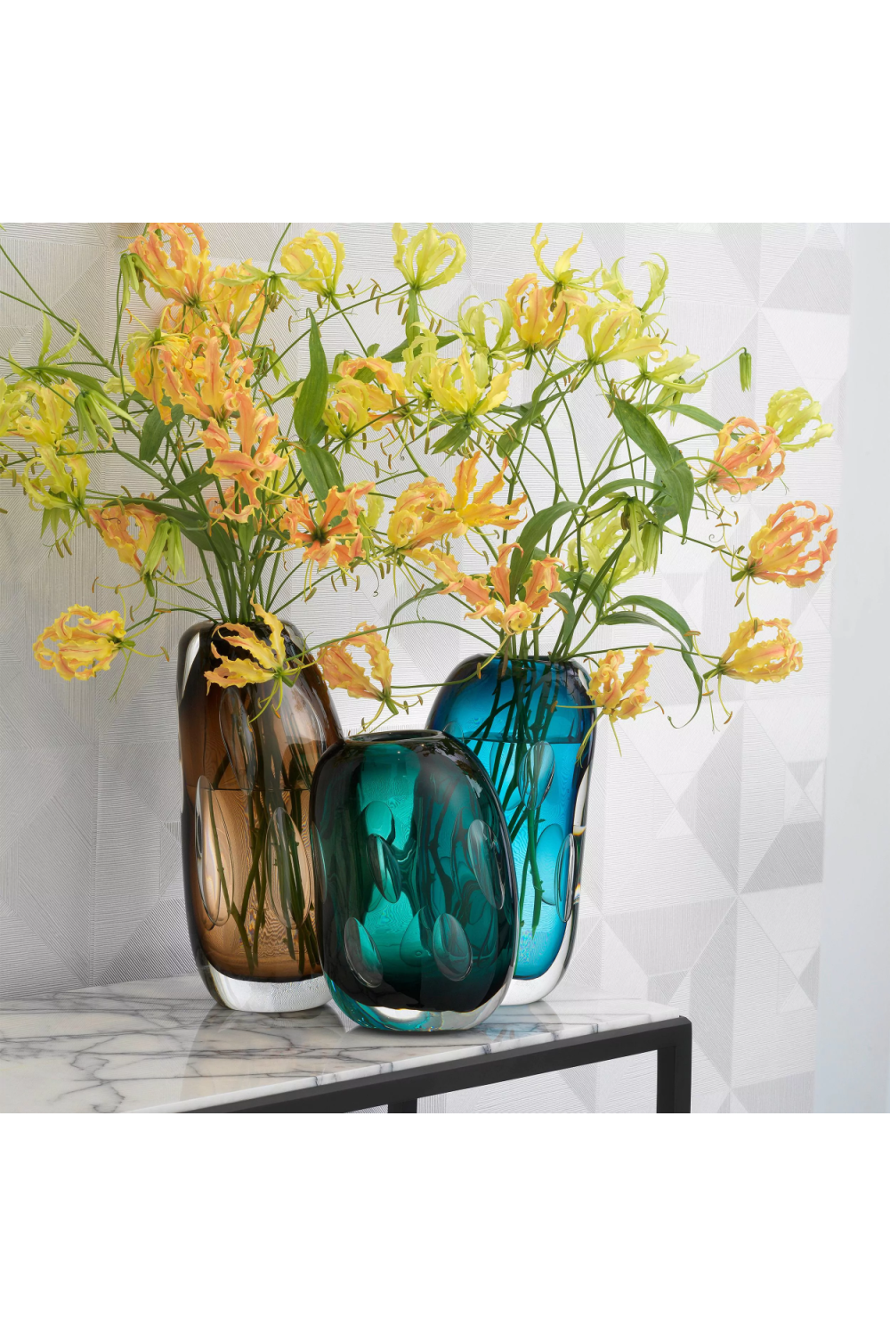 Blue Handblown Glass Vase | Eichholtz Sianni M | Oroa.com