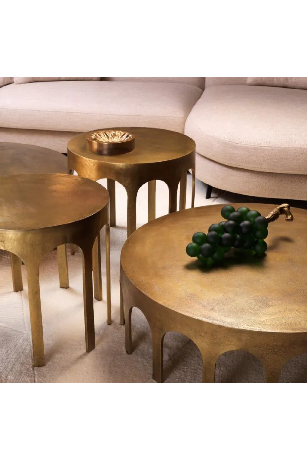 Vintage Brass Side Table | Eichholtz Gardini | Oroa.com