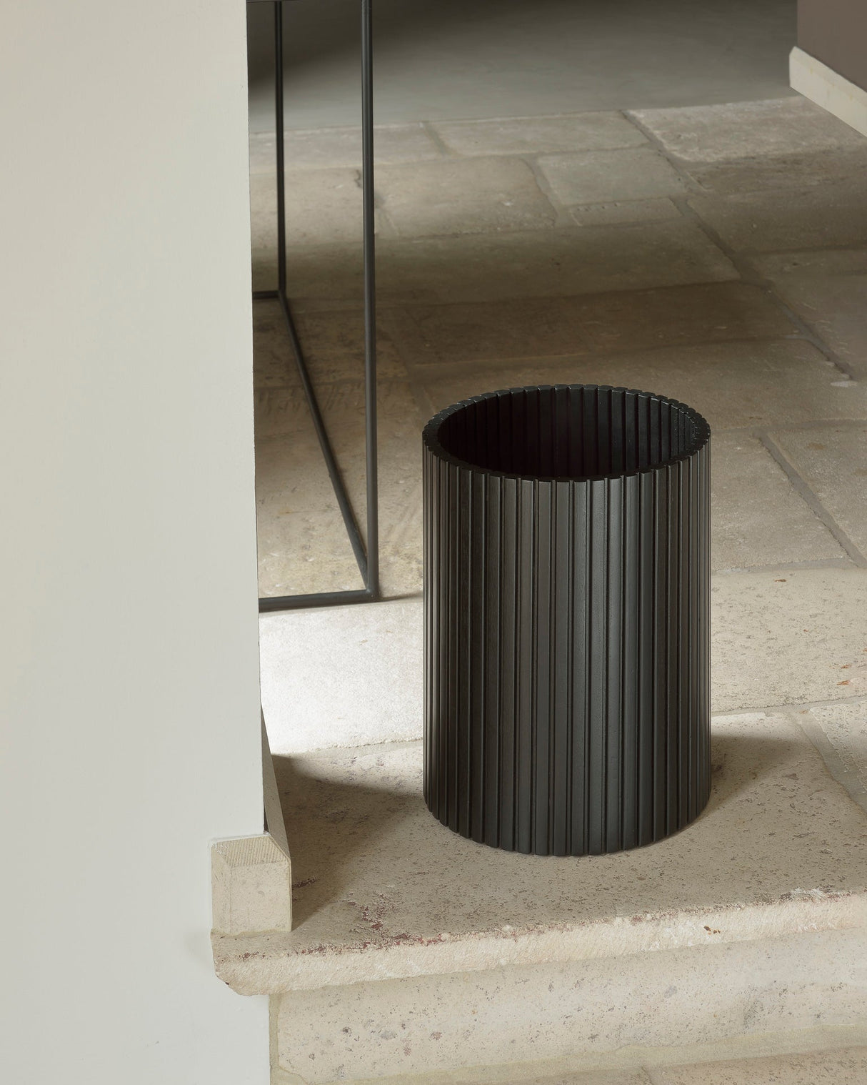 Cylindrical Black Mahogany Paper Basket | Ethnicraft Roller Max | OROA.COM