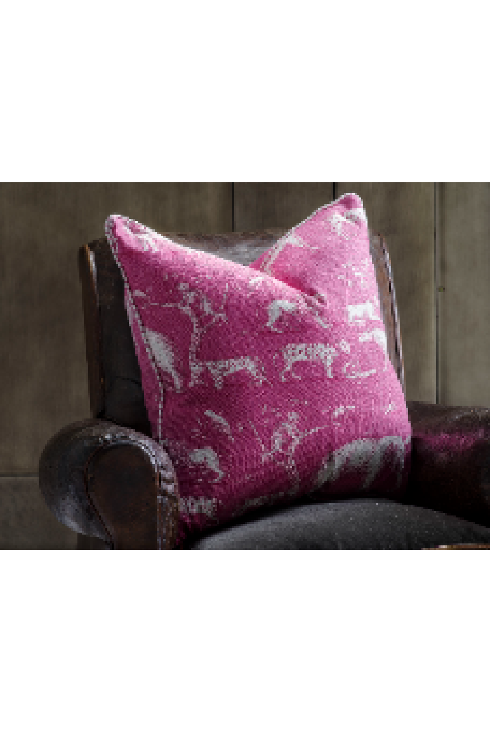 Animal Design Cushion M | Andrew Martin Kingdom  | OROA