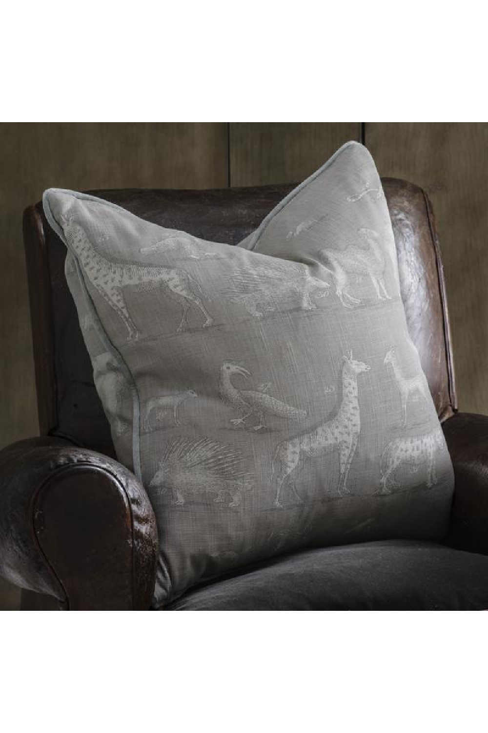 Animal Design Cushion M | Andrew Martin Kingdom  | OROA