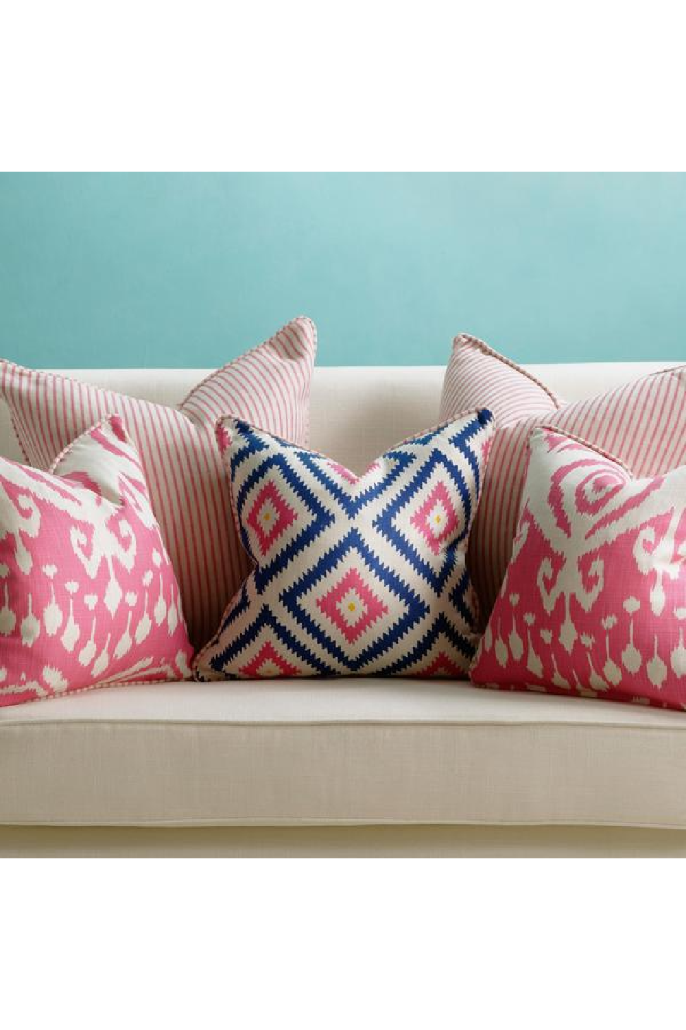 Ikat Cushion with Velvet Piping M | Andrew Martin Volcano | OROA