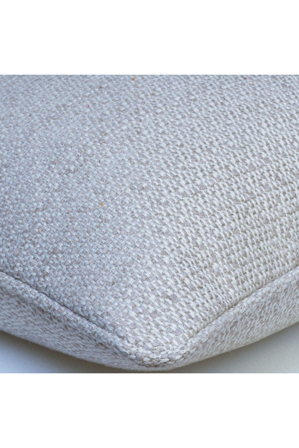 Linen Weave Cushion | Andrew Martin Ravello | Oroa.com