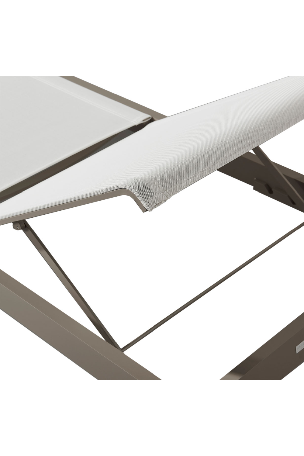 Graphite Outdoor Sun Lounger | Andrew Martin Harlyn | OROA