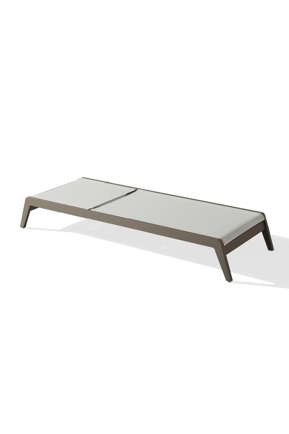 Graphite Outdoor Sun Lounger | Andrew Martin Harlyn | OROA