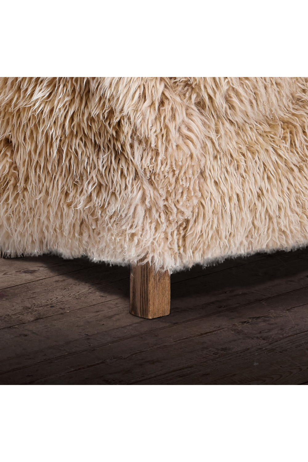 Sheepskin Armchair | Andrew Martin Alrae | Oroa.com