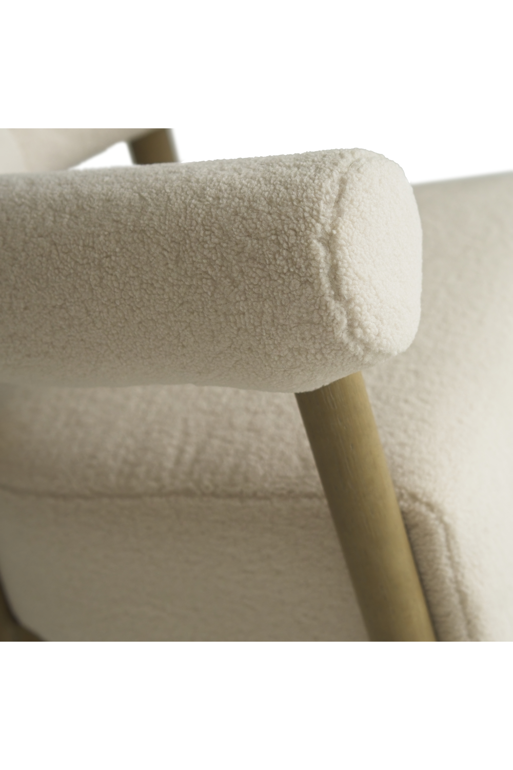 Cream Sheepskin Curved Armchair | Andrew Martin Rollo | Oroa.com