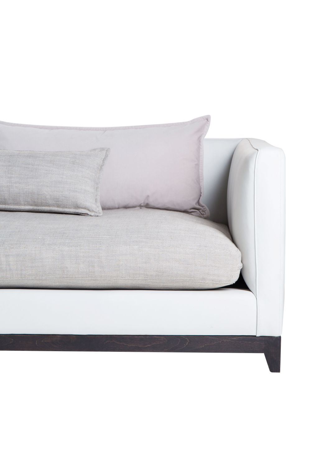 Modern White Chaise Longue | Andrew Martin Jackson | Oroa.com