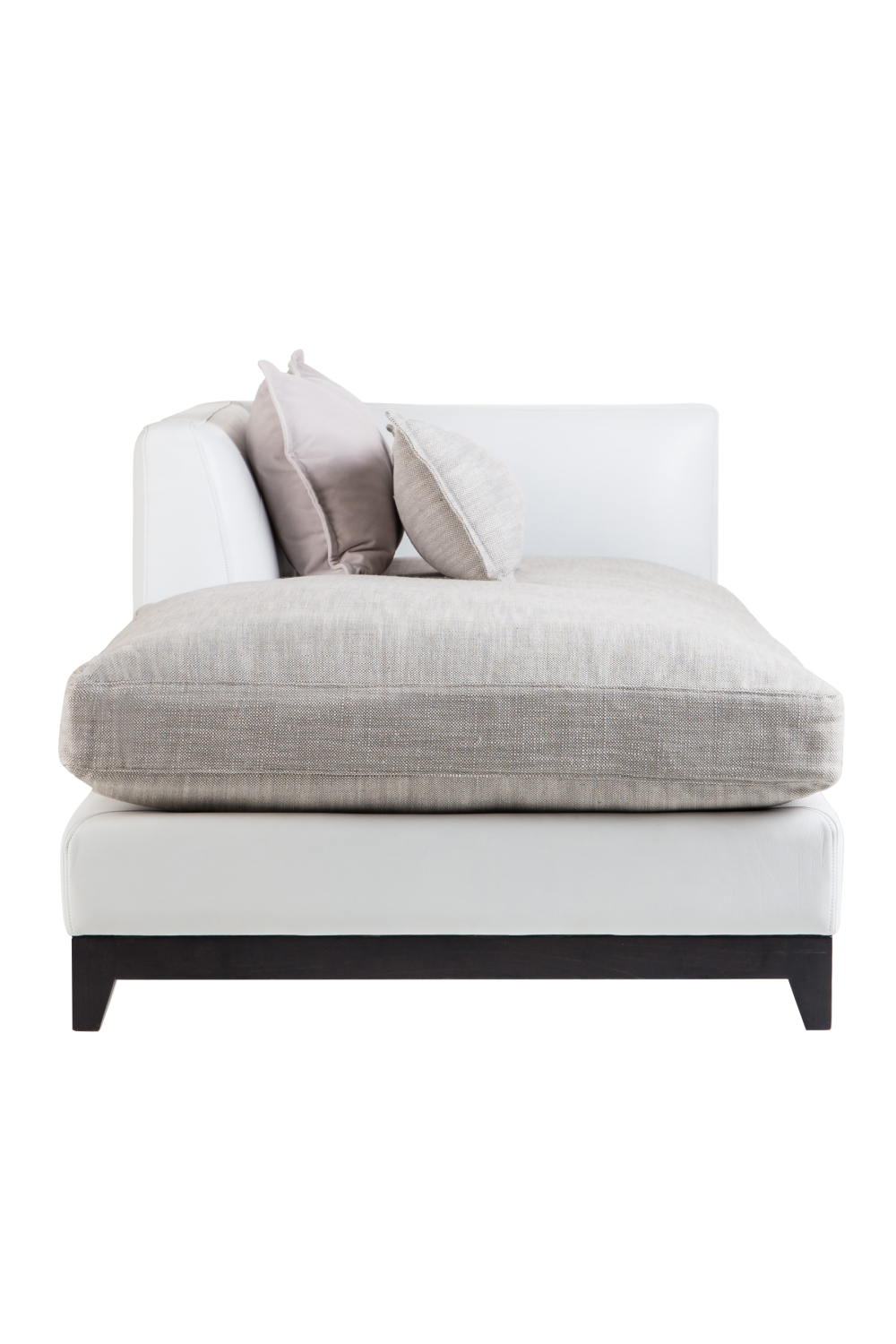 Modern White Chaise Longue | Andrew Martin Jackson | Oroa.com