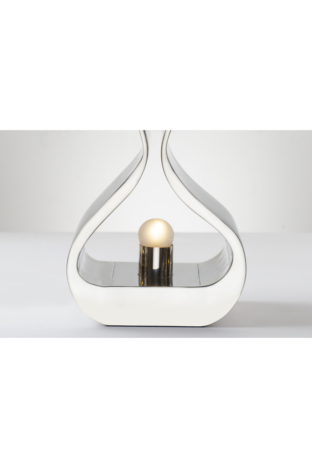 Stainless Steel Curved Desk Lamp | Andrew Martin Ray | OROA