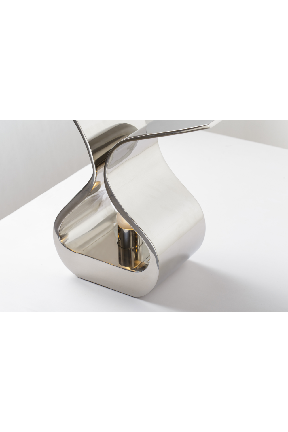 Stainless Steel Curved Desk Lamp | Andrew Martin Ray | OROA