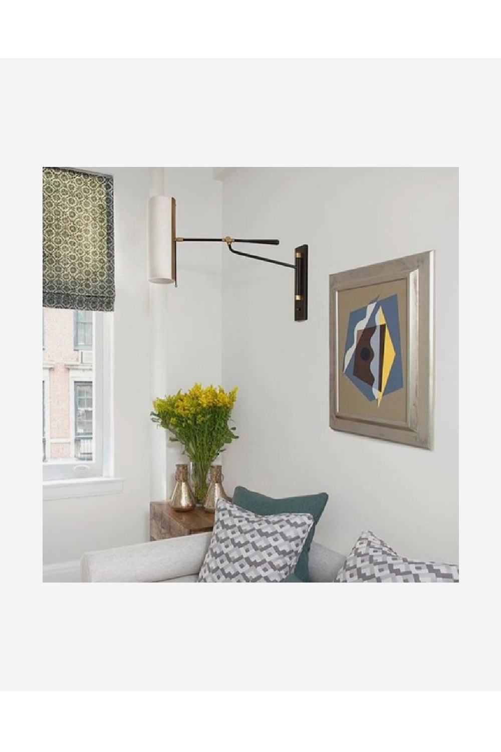 Antique Brass Wall Lamp | Andrew Martin Frankfort | OROA