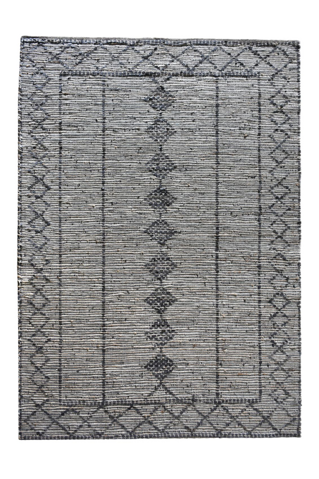 Modern Classic Patterned Rug | Andrew Martin Bard | OROA