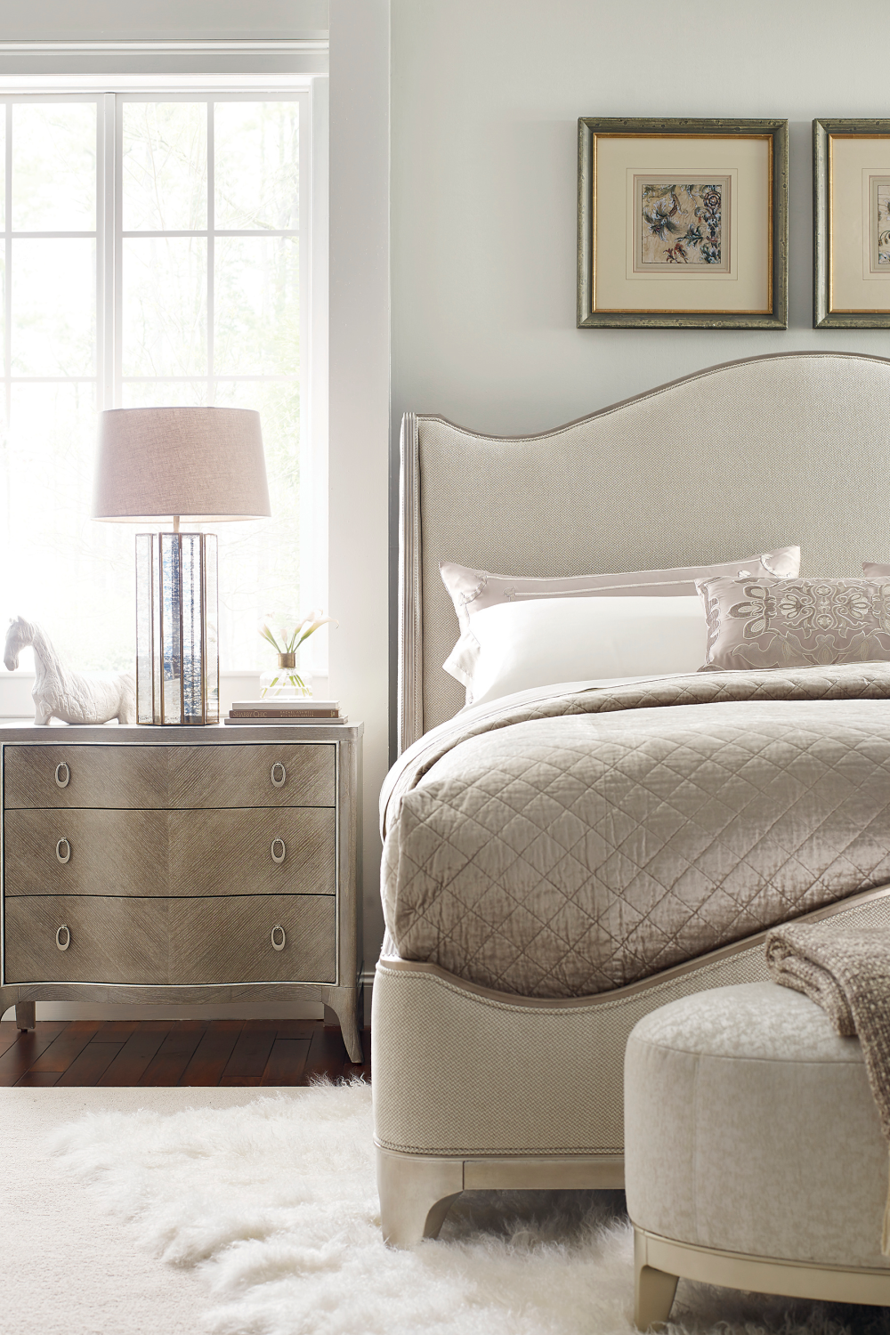 Serpentine Cream Bed | Caracole Avondale | Oroa.com