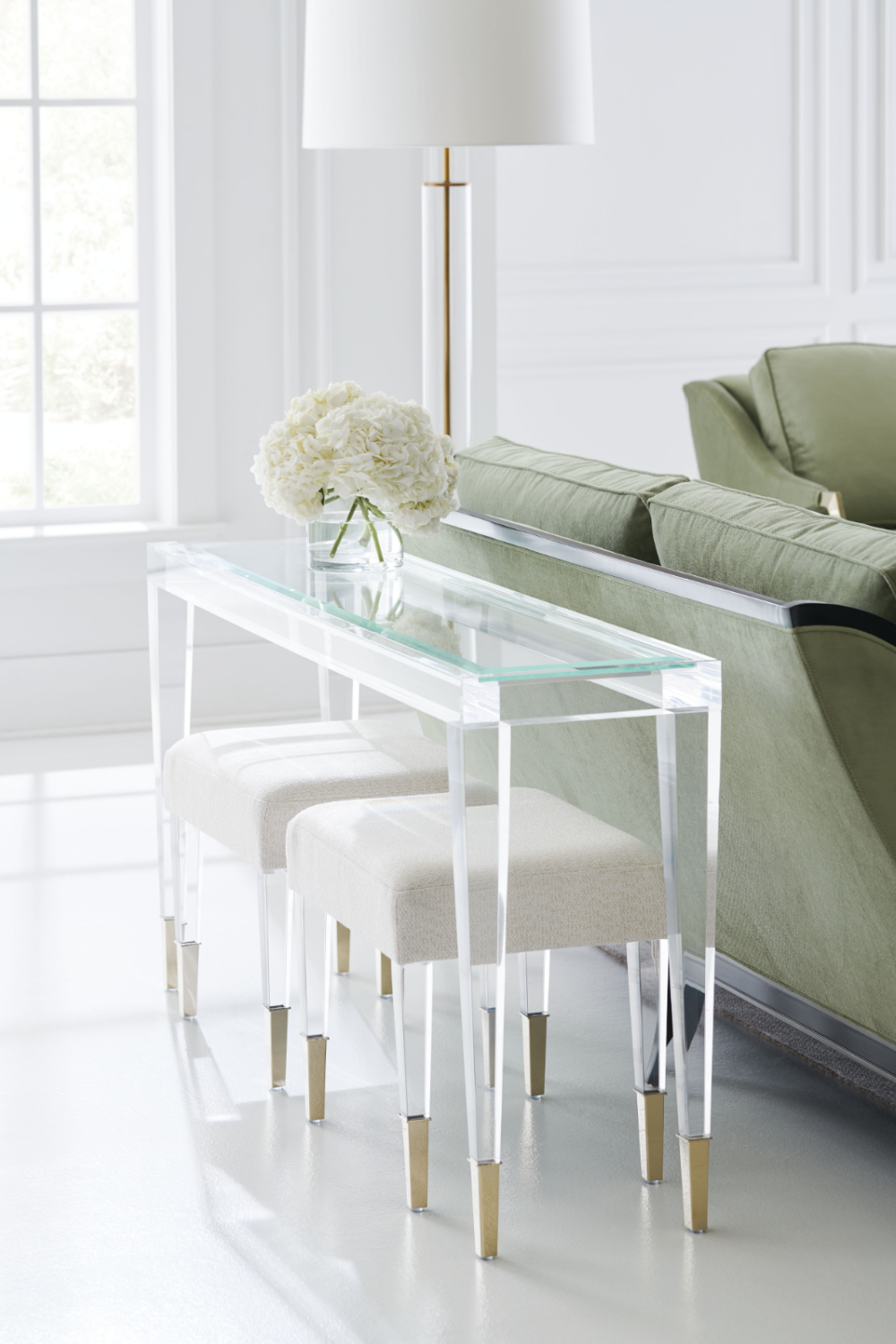 Transparent Modern Console Table | Caracole Ahhhhh | Oroa.com