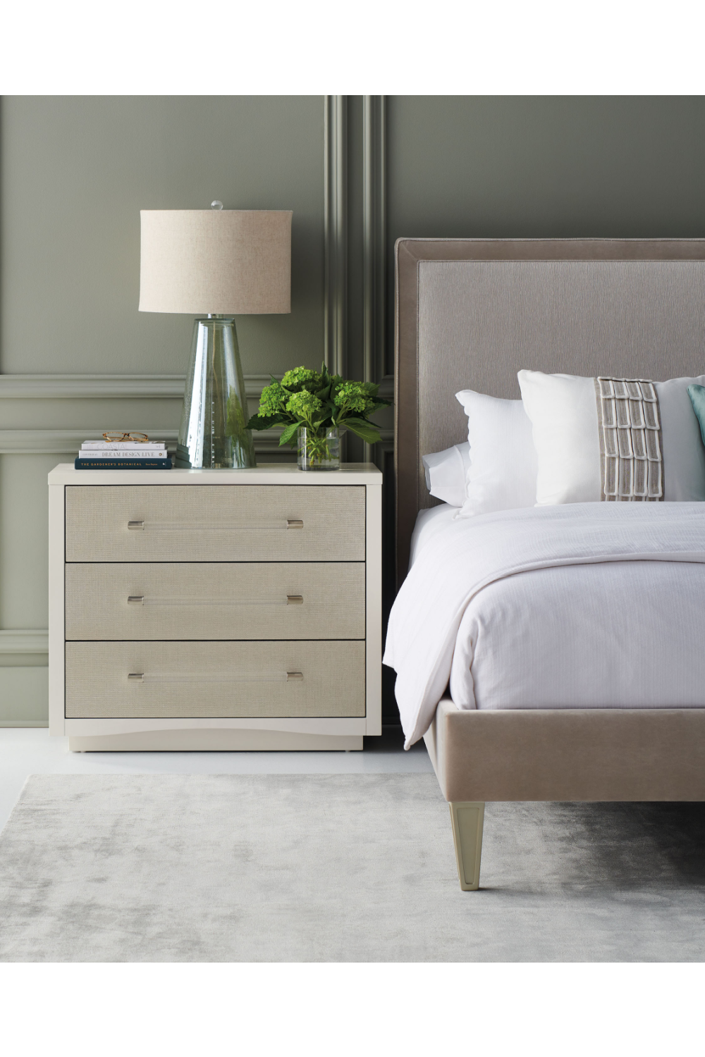 White 3-Drawer Nightstand | Caracole A Clear Touch | Oroa.com