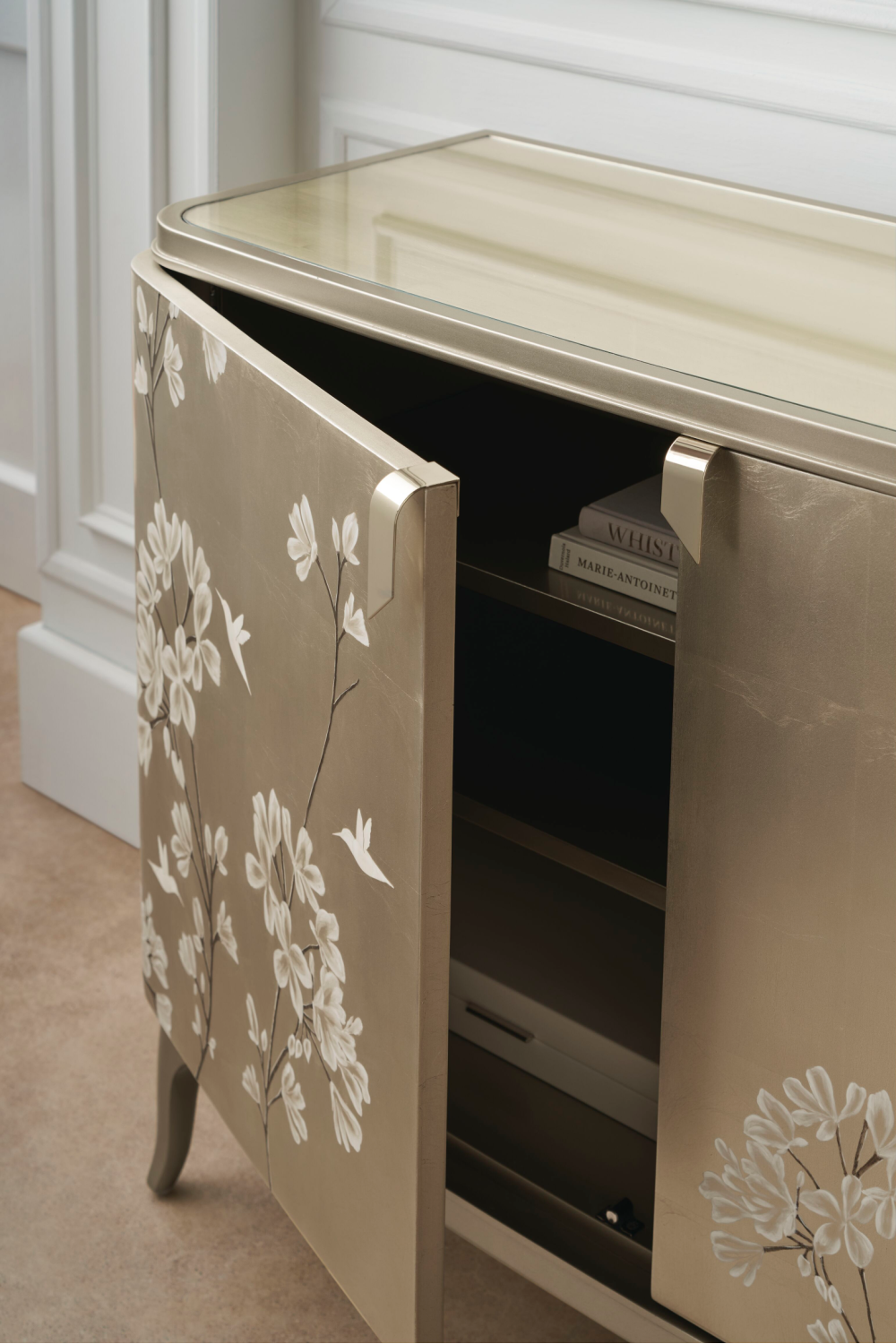 Floral Silkscreened Chest | Caracole Eden | Oroa.com