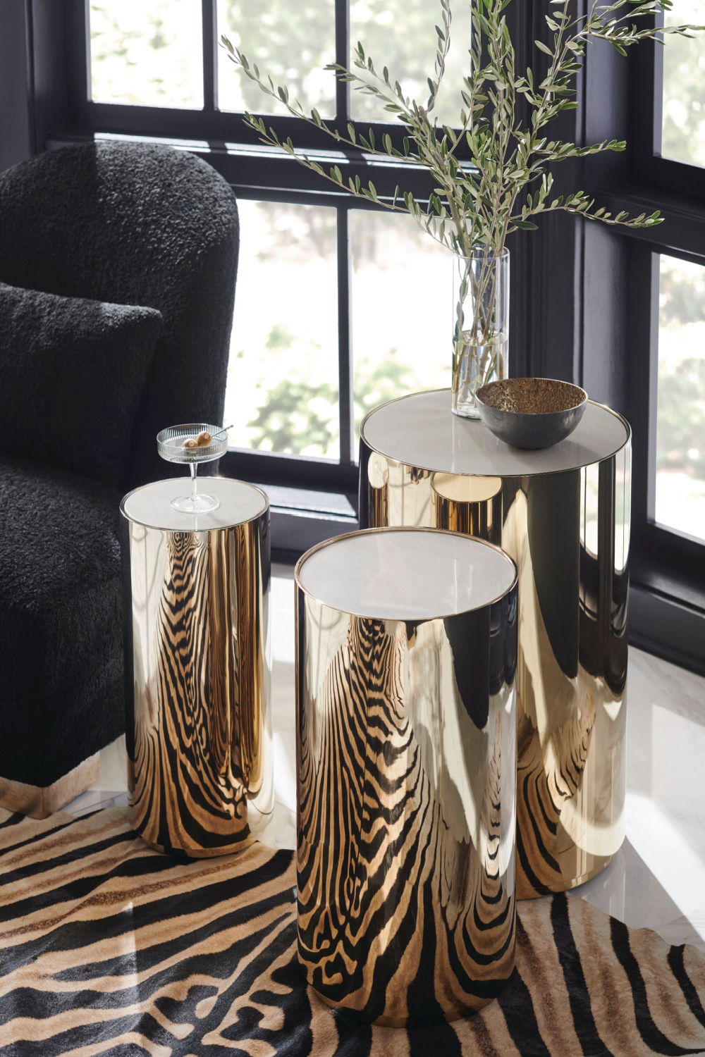 Cylindrical Metallic Side Table | Caracole Round About | Oroa.com