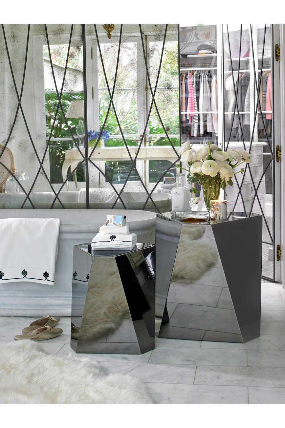   Faceted Metal Side Table | Oroa.com