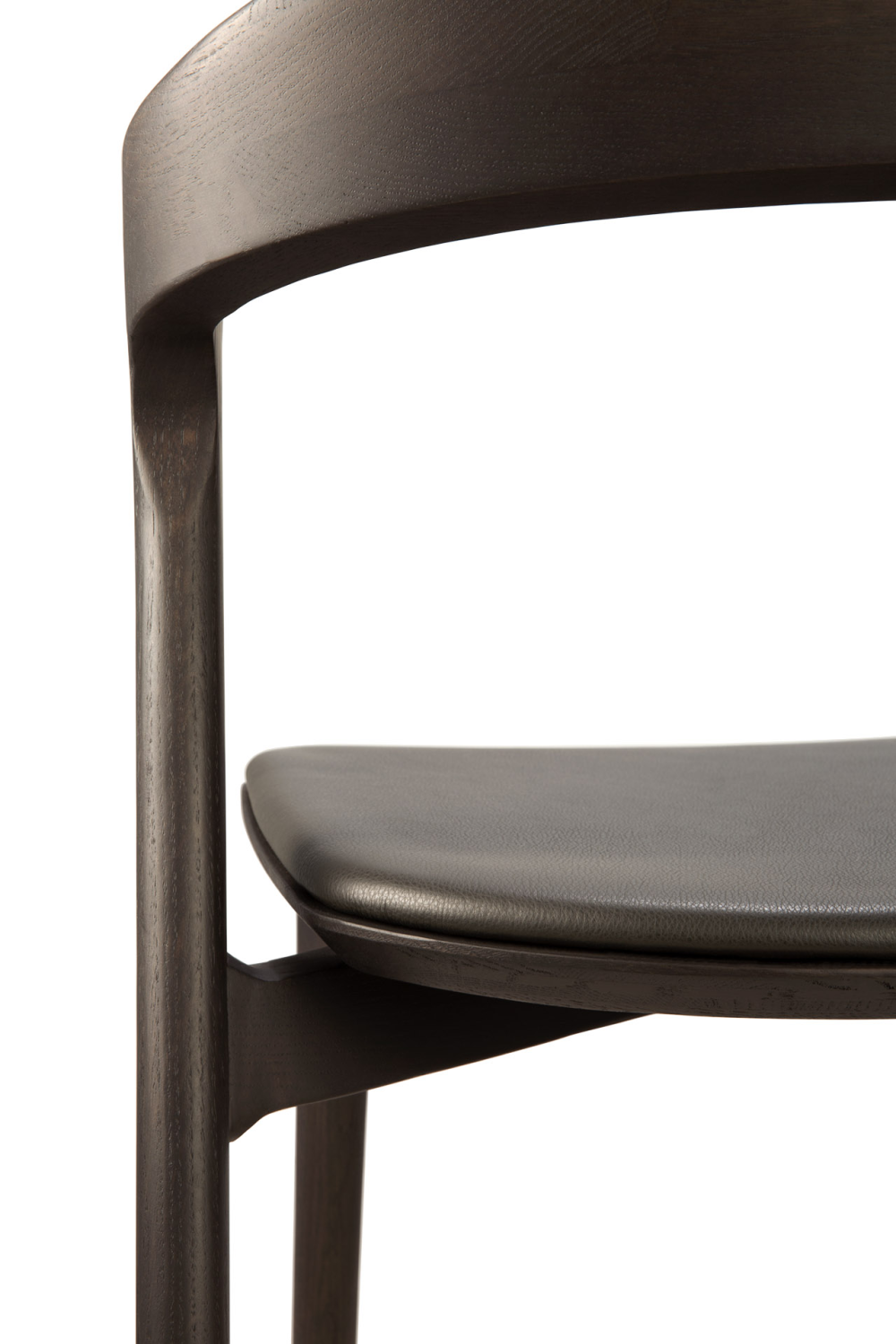 Varnished Oak Classic Dining Chair | Ethnicraft Bok | Oroa.com