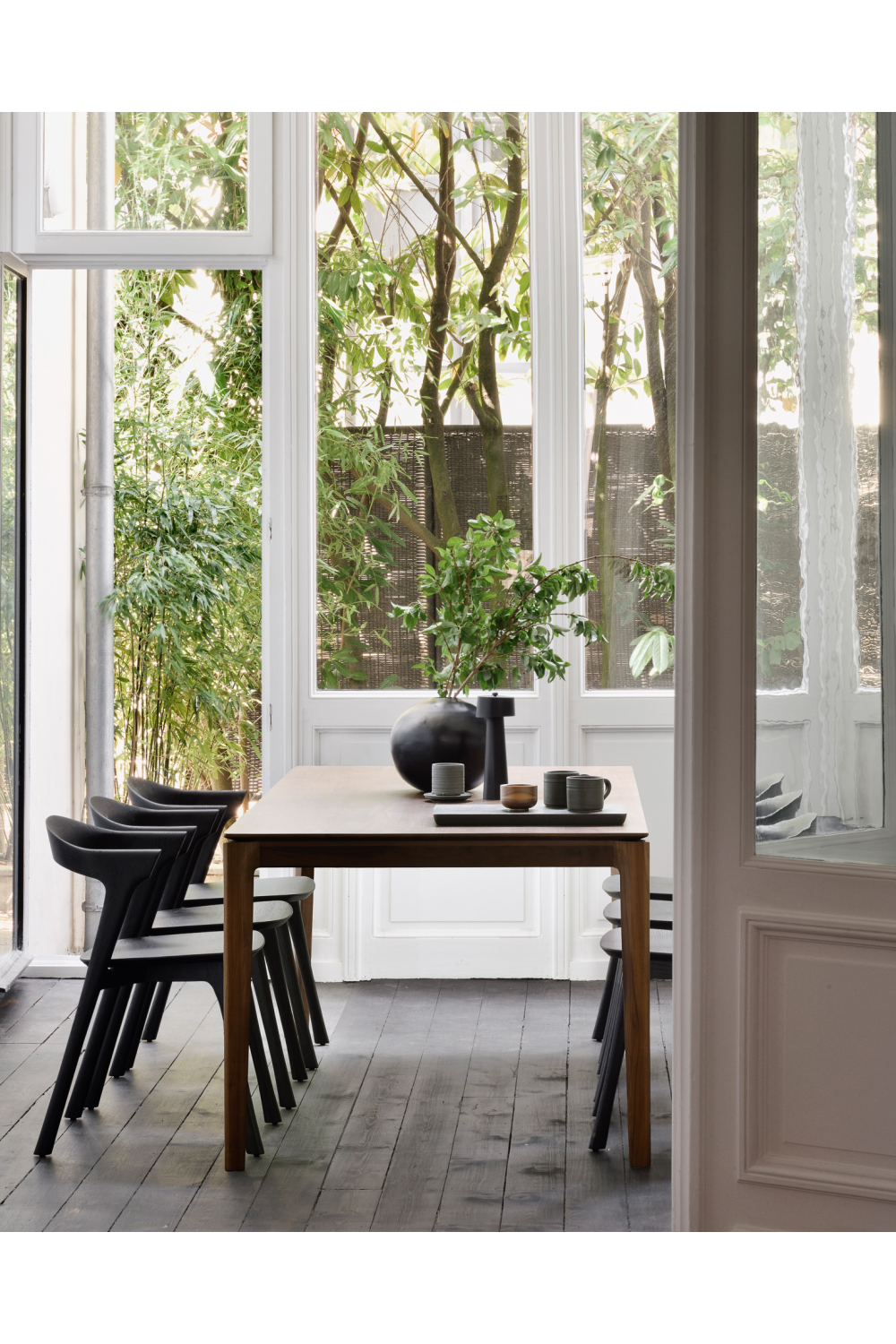 Teak Brown Minimalist Dining Table | Ethnicraft Bok | Oroa.com