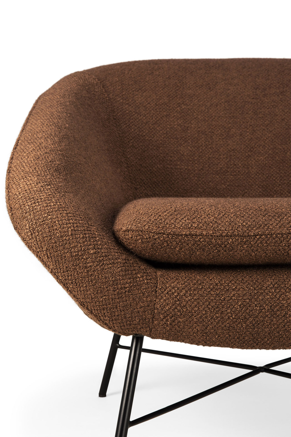 Vintage Style Lounge Chair | Ethnicraft Barrow | OROA.COM