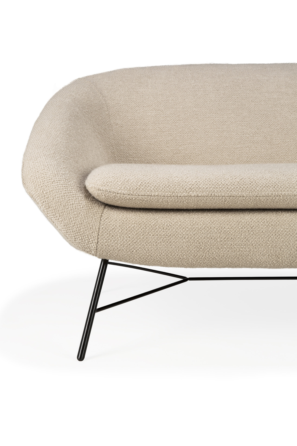 Off-White Vintage Sofa | Ethnicraft Barrow | OROA.COM