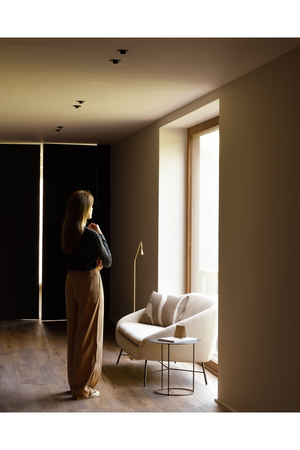 Off-White Vintage Sofa | Ethnicraft Barrow | OROA.COM