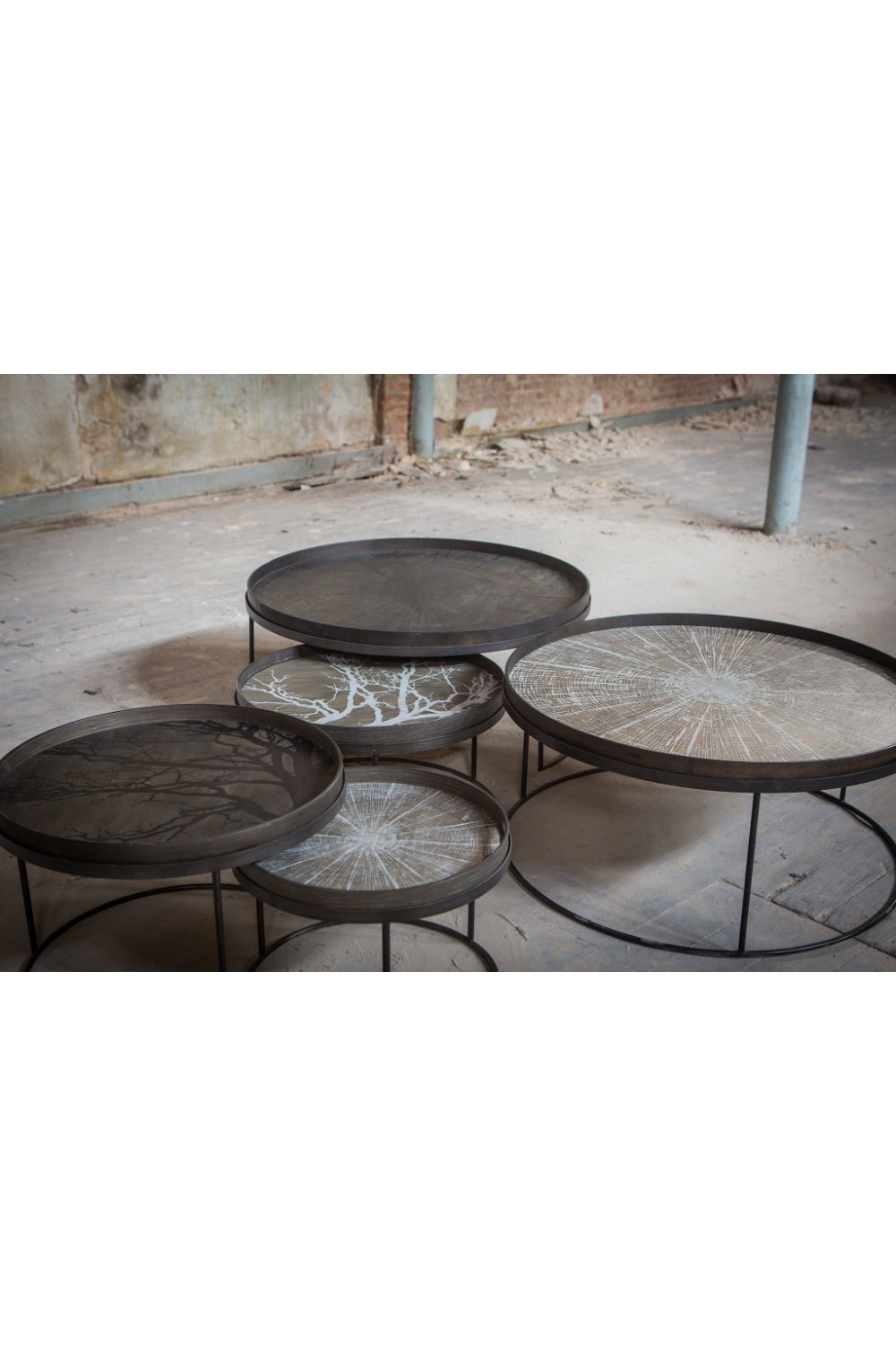 Round Tray Coffee Table set (2) | Ethnicraft | OROA TRADE