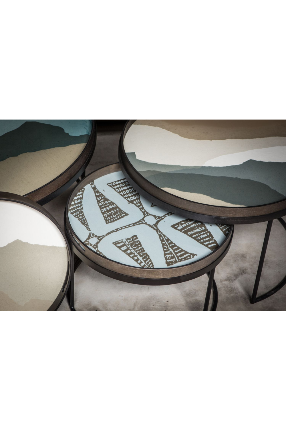 Round Tray Coffee Table set (2) | Ethnicraft | OROA TRADE