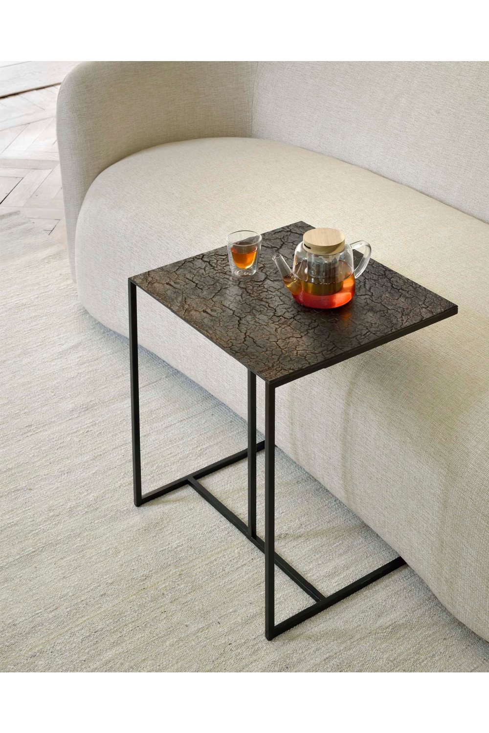 Mineral Three-Legged Side Table | Ethnicraft Triptic | Oroa.com