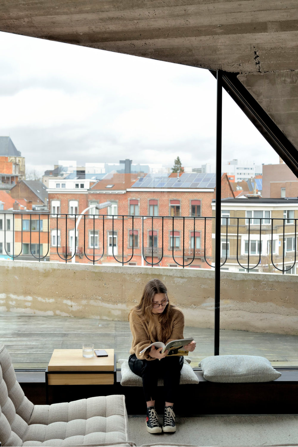Oak Square Side Table | Ethnicraft Monolit | OROA.com