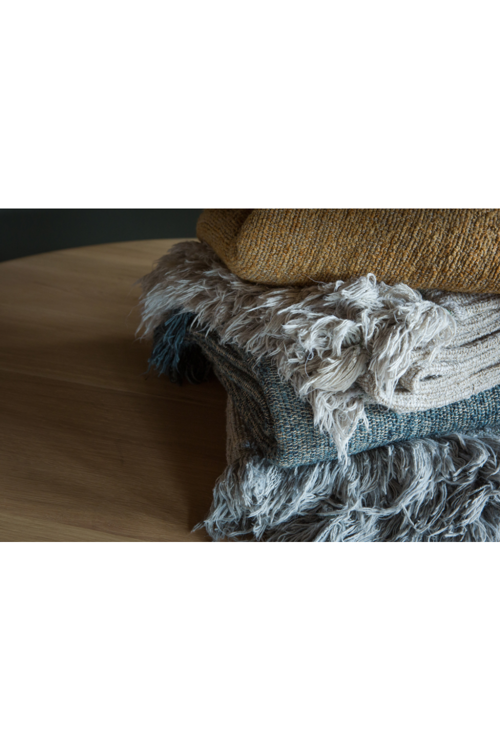 Pedestal Dining Table | Ethnicraft Torsion | Oroa.com