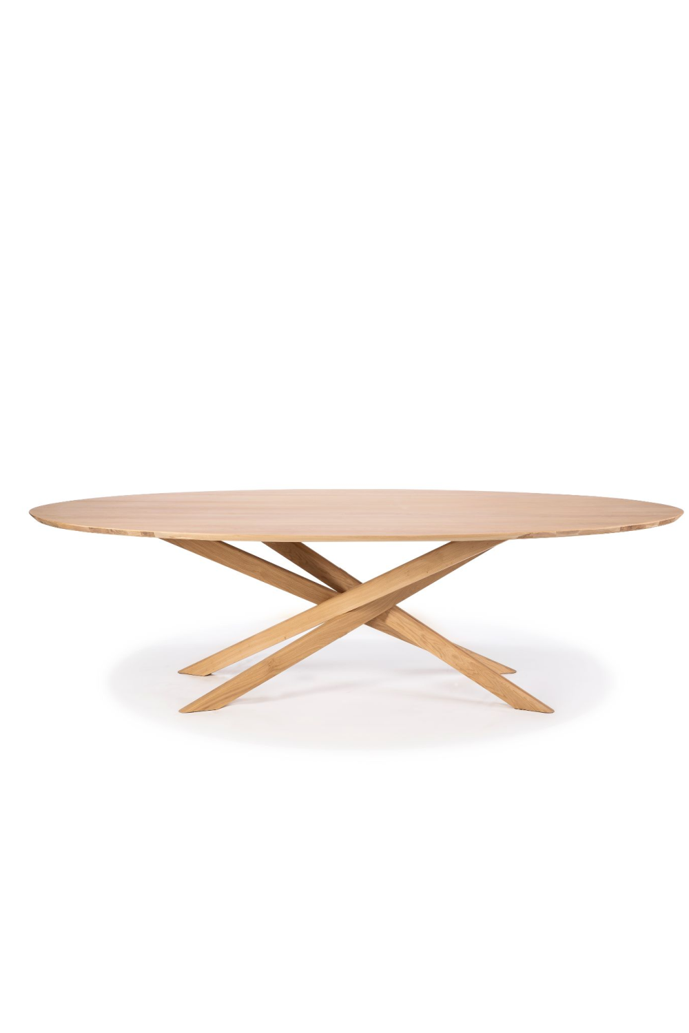 Oval Oak Dining Table | Ethnicraft Mikado | Oroa.com