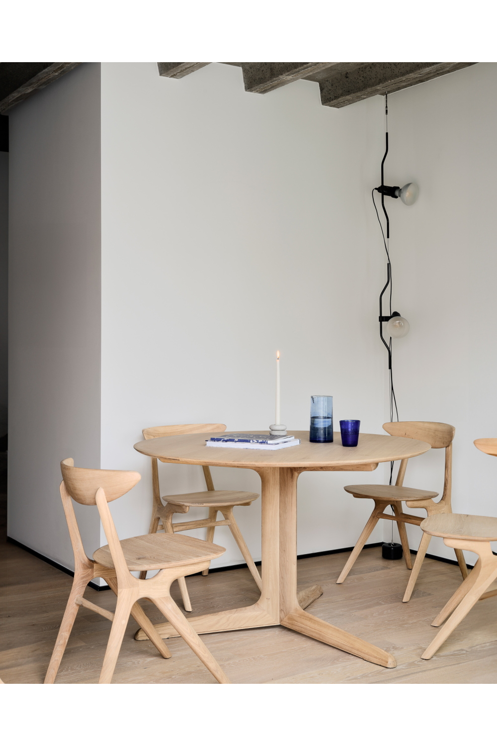 Round Oak Dining Table | Ethnicraft Corto | Oroa.com