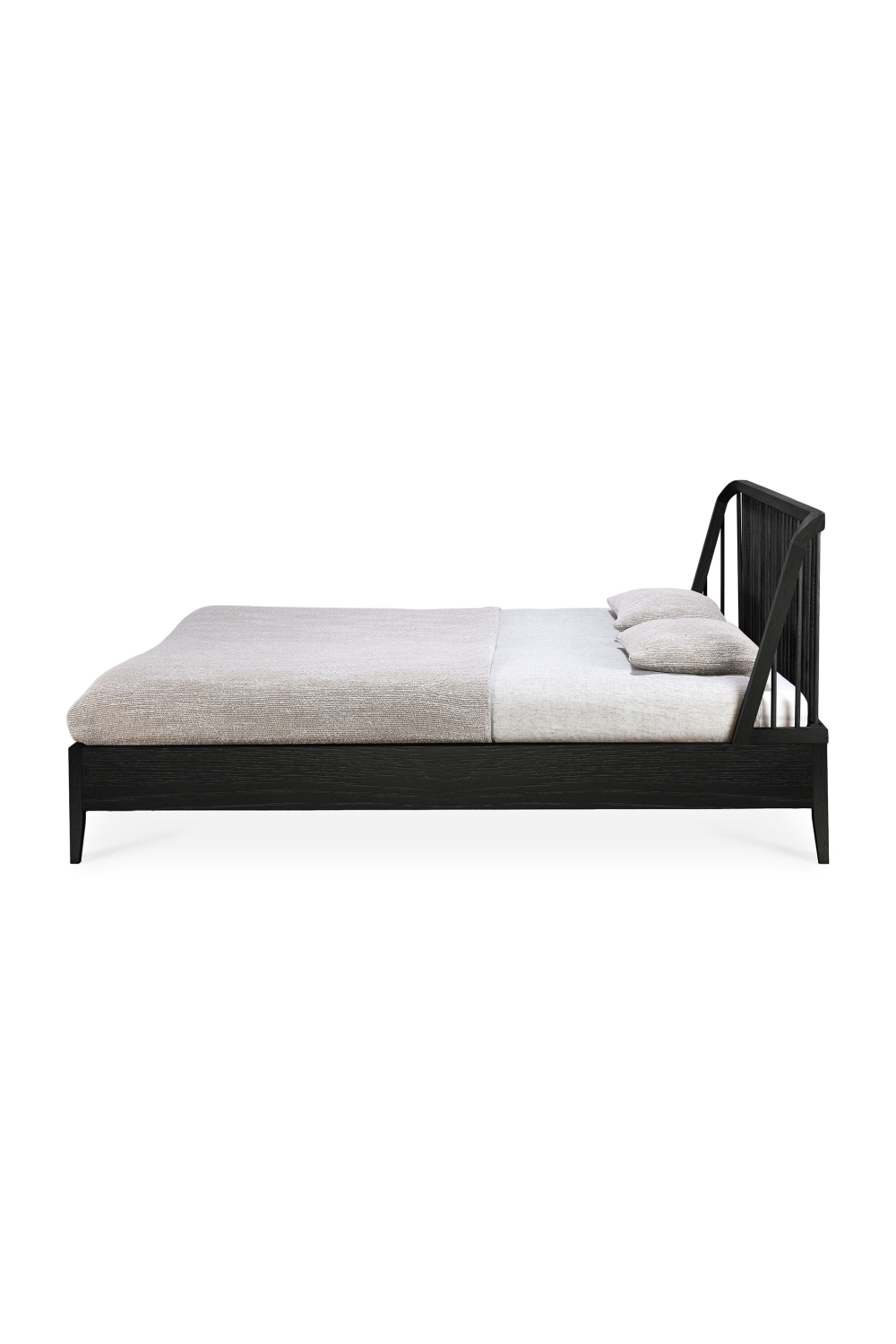 Black Solid Oak Bed | Ethnicraft Spindle | Oroa.com